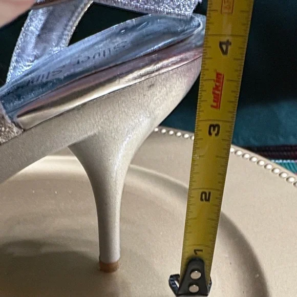 🖤Silver Slippe Elegant Silver Heels🖤 - Picture 8 of 8
